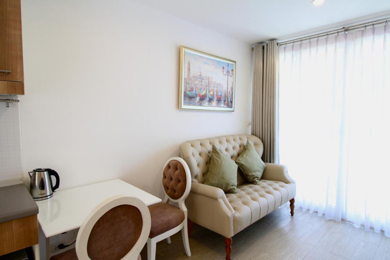 Town Sukhumvit 71 Apartment Банкок Екстериор снимка