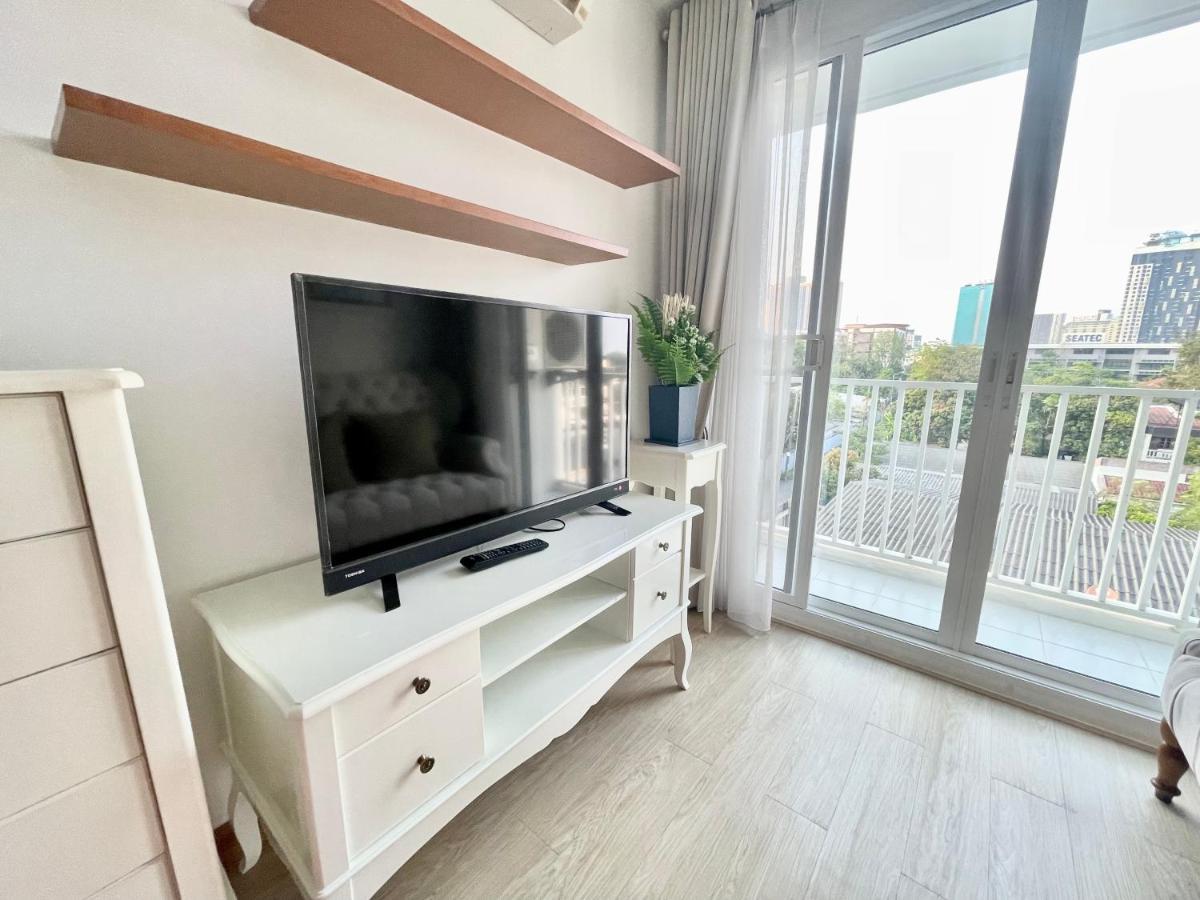 Town Sukhumvit 71 Apartment Банкок Екстериор снимка