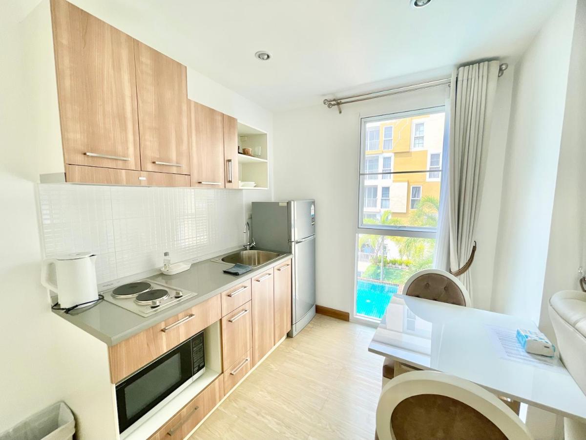 Town Sukhumvit 71 Apartment Банкок Екстериор снимка