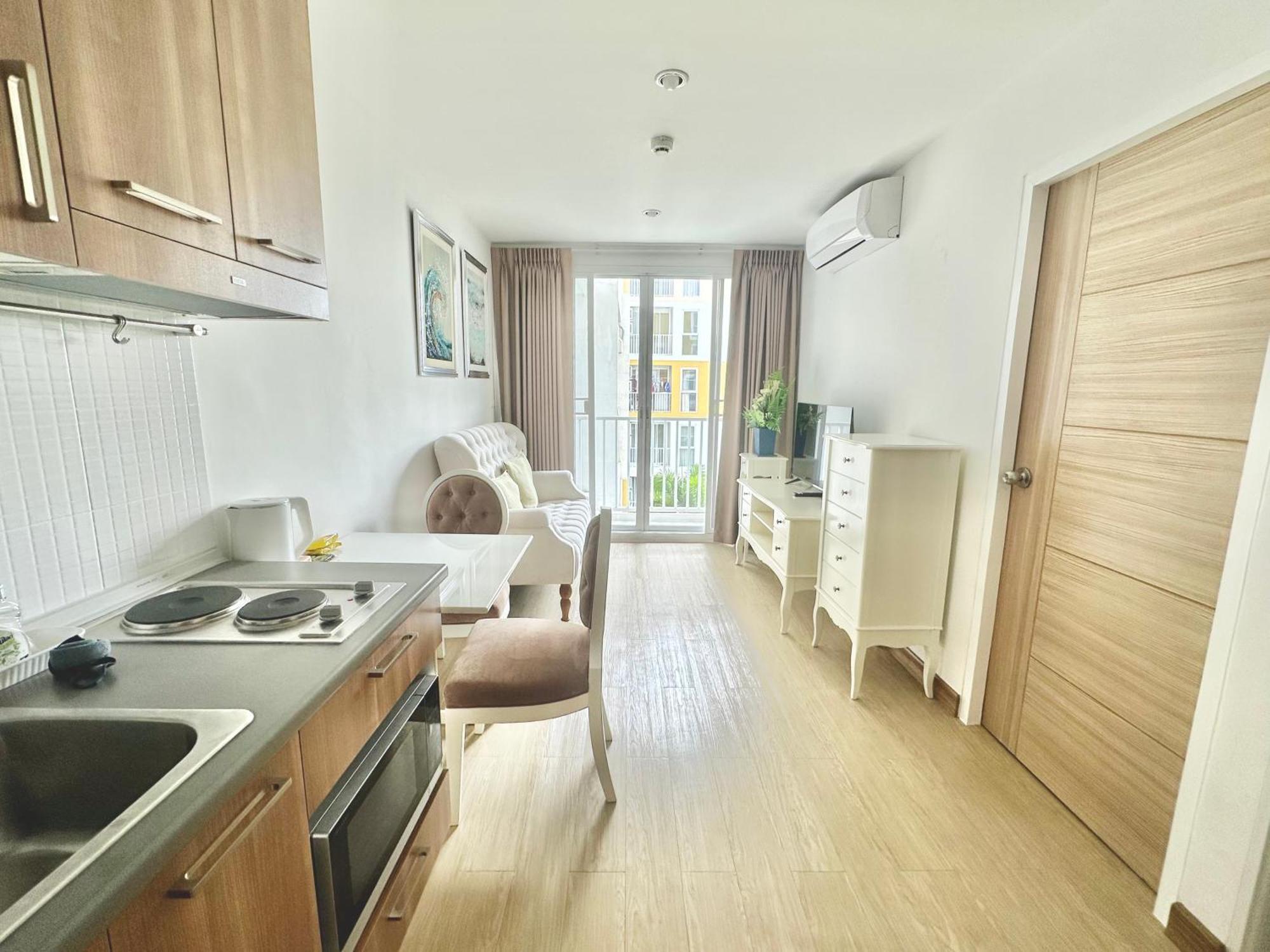 Town Sukhumvit 71 Apartment Банкок Екстериор снимка